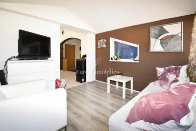 Wohnung in Poreč, hohes Dachgeschoss, Balkon und Meerblick - 4