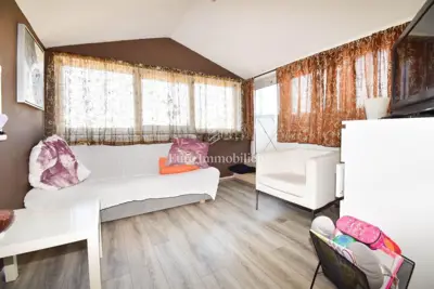Wohnung in Poreč, hohes Dachgeschoss, Balkon und Meerblick - 3