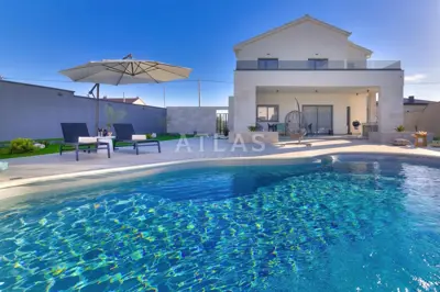 Vila 200 m², Novi Vinodolski - bazen i sauna - 13