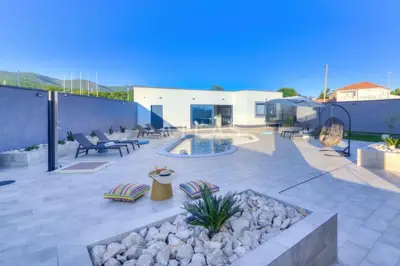 Vila 200 m², Novi Vinodolski - bazen i sauna - 11