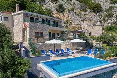 Villa with pool and panoramic sea view - 8