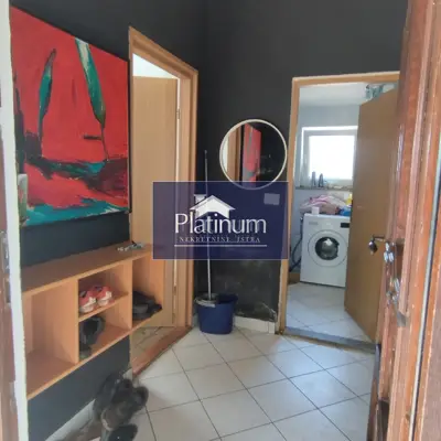 Kuća 85 m², Loborika - samostojeća prizemnica s terasom