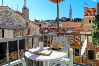 Stan, Rovinj centar, dvoetažni s terasom i pogledom na stari grad - 4