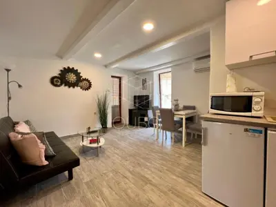 Stan, Rovinj centar, dvoetažni s terasom i pogledom na stari grad - 7