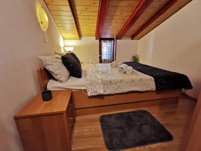 Stan, Rovinj centar, dvoetažni s terasom i pogledom na stari grad - 11