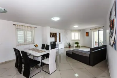 Apartment mit offenem Meerblick in Vrbnik - 10