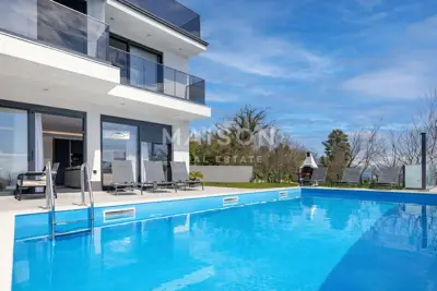 Prestigeträchtige Wohnung in Lovran mit privatem Pool - 2