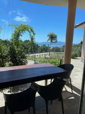 Opatija, Ičići, Poljane, villa with 5 apartments, sea view