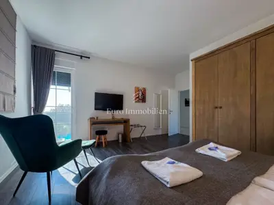 Haus zum Kauf in Labin, 240 m² - 15