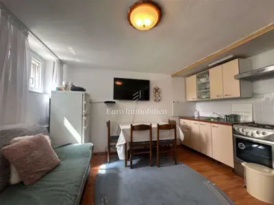 Stan 34,98 m², centar Makarske, namješten i klimatiziran - 2