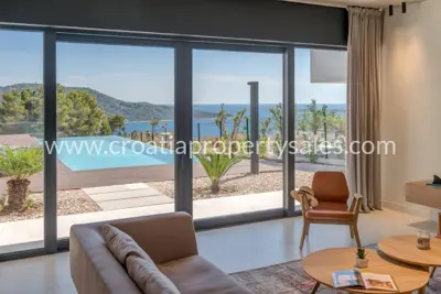 Villa 300 m², Primošten, Meerblick und ruhige Umgebung - 8