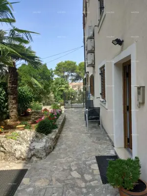 House 540 m², Rovinj, 5 min from the sea and investment business - 3