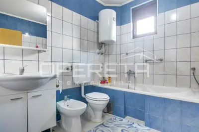 House for sale in Sveta Klara, 254 m² - 12