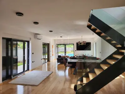 Vila 160 m², Ližnjan - blizu mora i centra - 16