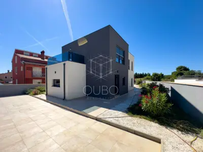 Vila 160 m², Ližnjan - blizu mora i centra - 11