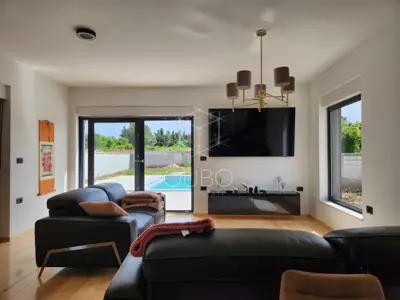 Vila 160 m², Ližnjan - blizu mora i centra - 13