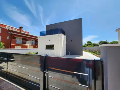 Vila 160 m², Ližnjan - blizu mora i centra - 12