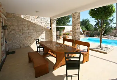 Haus zum Kauf in Barban, 220 m² - 3