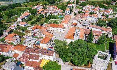 Kamena kuća, Barban, 500 m² okućnice i idejni projekt