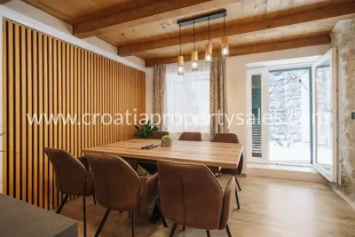 House, Šibenik, 144 m², 950 000 € - 2