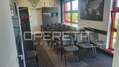 Gewerbeimmobilie zum Kauf in Rudeš, 387 m² - 14