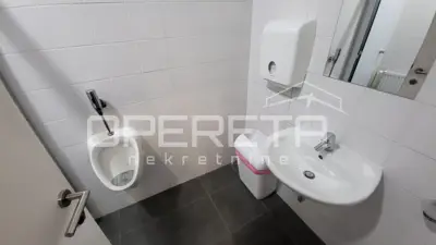 Gewerbeimmobilie zum Kauf in Rudeš, 387 m² - 22