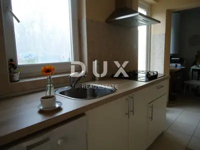 Apartment 137.8 m², Brešca - 3 bedrooms and 3 terraces - 3