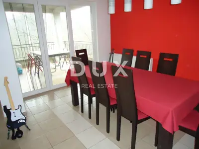 Apartment 137.8 m², Brešca - 3 bedrooms and 3 terraces
