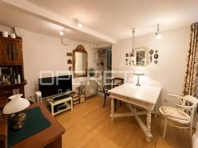 Apartment in Split, Varoš - 1 bedroom, center - 2