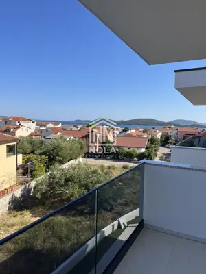 Kopie von TRIBUNJ - Wohnung im ersten Stock mit zwei Terrassen, ausgezeichnete Lage - 2