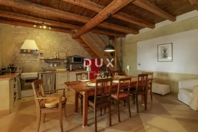 House 136 m², Svetvinčenat - stone house with pool - 13
