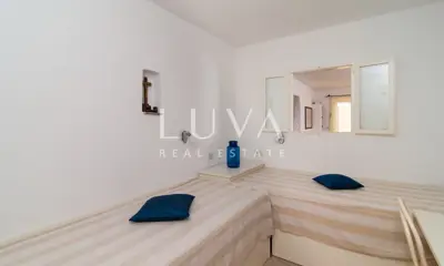 House 230 m², Mirca on Brač - quiet location near the sea - 20