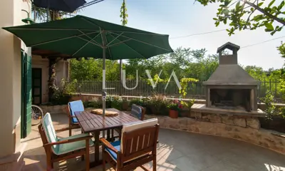 House 230 m², Mirca on Brač - quiet location near the sea - 11