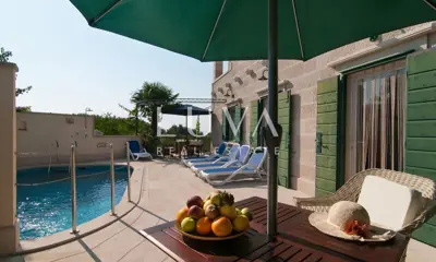House 230 m², Mirca on Brač - quiet location near the sea - 4