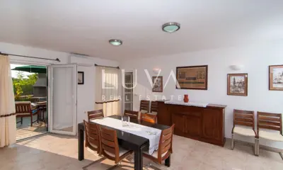House 230 m², Mirca on Brač - quiet location near the sea - 17