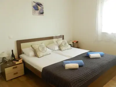 Kuća 180 m², Labin - pogled na more i bazen - 4