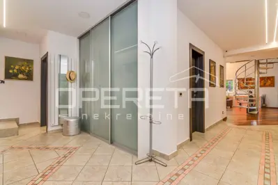 House for sale in Gajnice, 340 m² - 19
