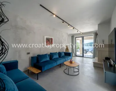 Haus, Brač, 314 m², 1 900 000 € - 11