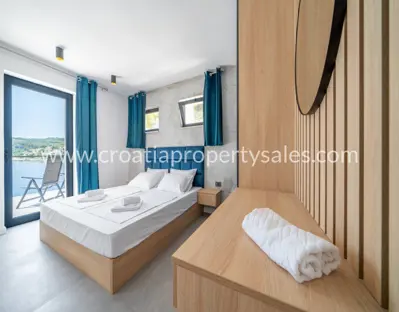 Haus, Brač, 314 m², 1 900 000 € - 4