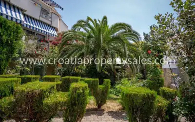 Apartmenthaus 610 m², Zadar - 50 m vom Strand - 11