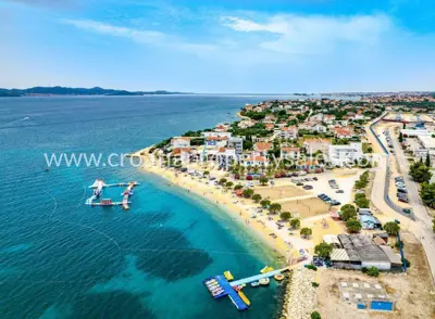Apartmanska kuća 610 m², Zadar - 50 m od plaže