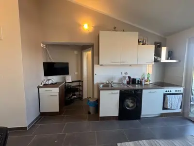 Apartment 52 m², Štinjan, Pula - garden 105 m² and two units - 2