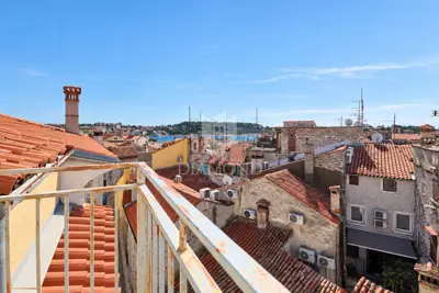 Poslovni prostor 258 m², Rovinj - starogradska jezgra - 2
