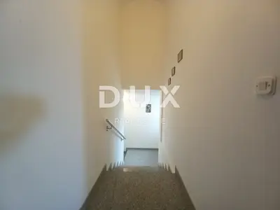 Haus zum Kauf in Poljane, 394,1 m² - 15