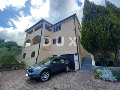 Haus zum Kauf in Poljane, 394,1 m²