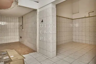 Brestje, Sesvete, Brestje, Gewerberaum, Parkplatz und Hof, 460 m² - 10