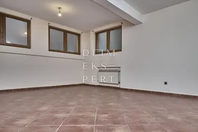Brestje, Sesvete, Brestje, Gewerberaum, Parkplatz und Hof, 460 m² - 14