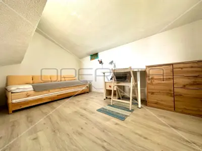 Haus 81 m², Murter - ruhige Straße und Nähe zum Zentrum - 7