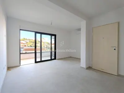 Wohnung zum Kauf in Čiovo, 121,2 m² - 2