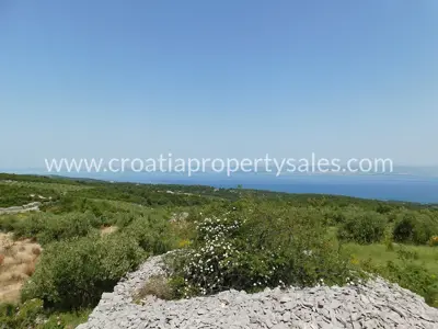 Grundstück, Brač, 35 057 m², 280 000 € - 6